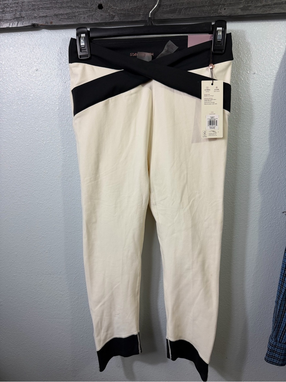 CALIA by Carrie Underwood Cream Cropped Pants with Black Cross-Front Waistband